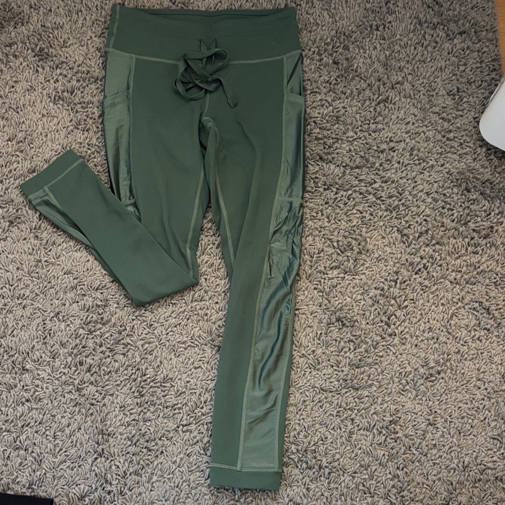 Fabletics Powerhold High-Rise Deep Green Leggings 7/8
